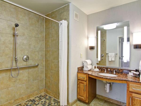 Homewood Suites by Hilton Oklahoma City-West : photo 6 de la chambre suite 2 chambres avec douche - accessible aux personnes à mobilité réduite