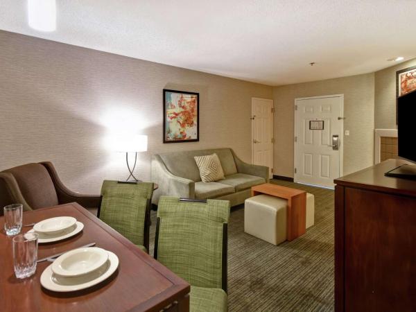 Homewood Suites by Hilton Atlanta-Galleria/Cumberland : photo 2 de la chambre suite 2 chambres - non-fumeurs