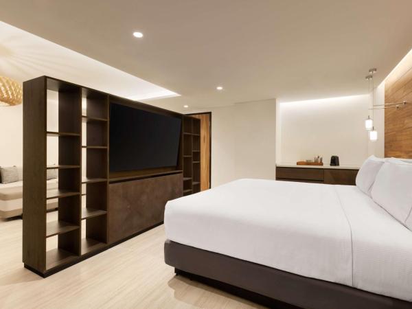 Hilton Cancun, an All-Inclusive Resort : photo 3 de la chambre suite familiale 2 chambres