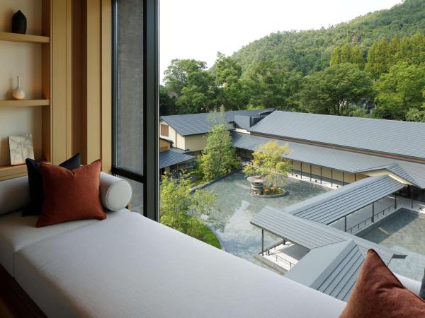 ROKU KYOTO, LXR Hotels & Resorts : photo 4 de la chambre chambre lit king-size premier deluxe