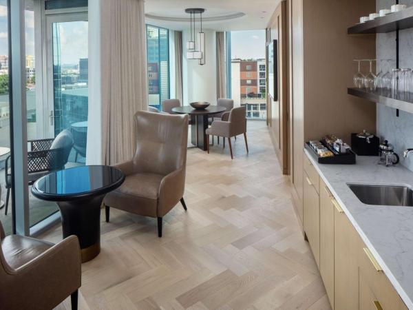 Conrad Nashville : photo 5 de la chambre suite supérieure 1 chambre lit king-size