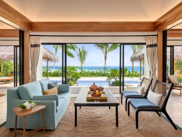 Hilton Maldives Amingiri Resort & Spa : photo 1 de la chambre villa 2 chambres en bord de mer avec piscine