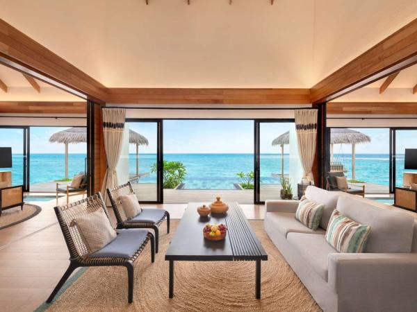 Hilton Maldives Amingiri Resort & Spa : photo 2 de la chambre villa 2 chambres sur l'eau avec piscine