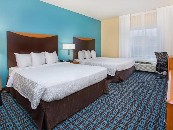 Fairfield Inn & Suites Louisville East : photo 3 de la chambre chambre avec 2 grands lits queen-size 