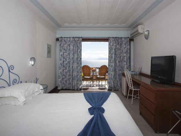 Colonna Park Hotel : photo 6 de la chambre chambre double deluxe - vue sur mer