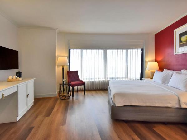 Grand China Bangkok : photo 3 de la chambre chambre de luxe avec vue sur la ville