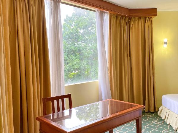 Hotel Sandakan : photo 8 de la chambre suite lit queen-size junior