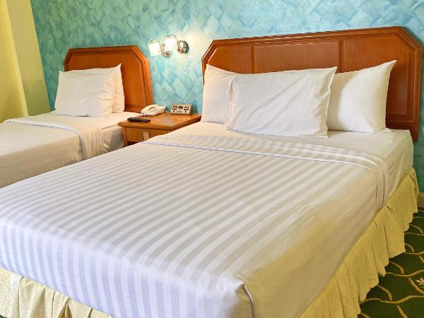 Hotel Sandakan : photo 2 de la chambre suite lit queen-size junior