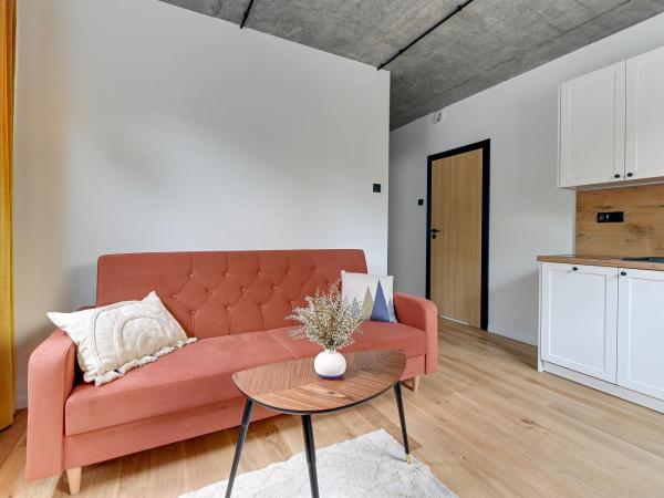 T8- Willa Tetmajera Gdynia : photo 4 de la chambre semi-basement quadruple room