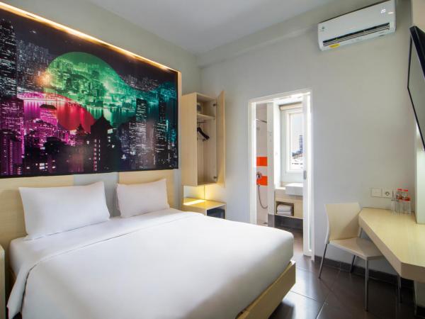 Cleo Business Hotel Walikota Mustajab City Center : photo 3 de la chambre chambre lit queen-size hollywood 