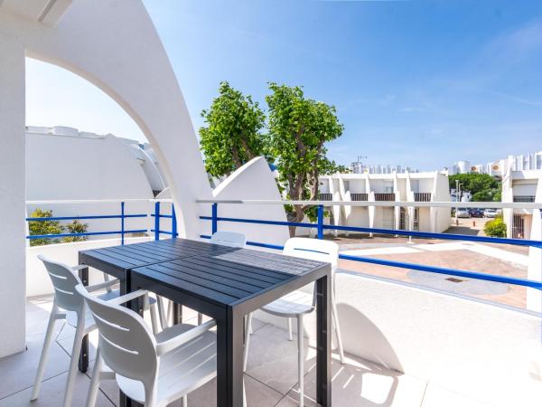 MY Hôtel Résidences - La Grande-Motte : photo 2 de la chambre appartement avec terrasse