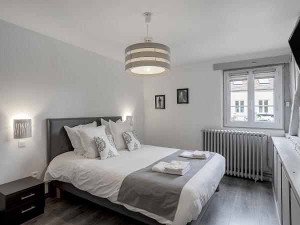 Chambres d'hôte - Clos d'Allonne : photo 1 de la chambre chambre double - rez-de-chaussée