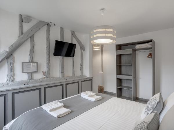 Chambres d'hôte - Clos d'Allonne : photo 2 de la chambre chambre double - rez-de-chaussée