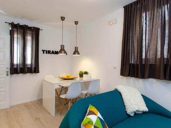Apartments & Rooms Tiramola - Old Town : photo 1 de la chambre appartement en duplex
