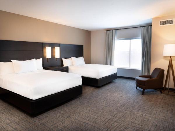 Residence Inn by Marriott Louisville Old Henry : photo 2 de la chambre studio queen avec 2 lits queen-size et un canapé-lit