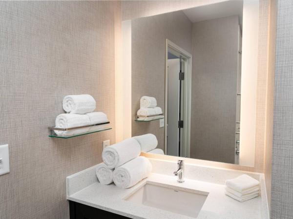 Residence Inn by Marriott Louisville Old Henry : photo 6 de la chambre suite 1 chambre lit king-size avec canapé-lit