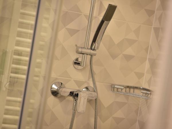 Ramada Airport Hotel Prague : photo 4 de la chambre chambre double ou lits jumeaux