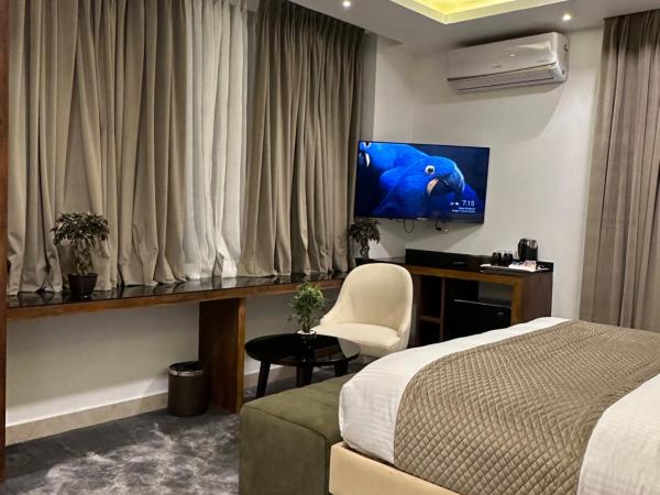 ROYAL ACE LUXUR : photo 6 de la chambre chambre double supérieure