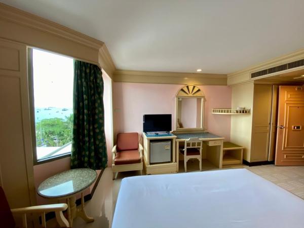 AA Hotel Pattaya : photo 9 de la chambre chambre double supérieure