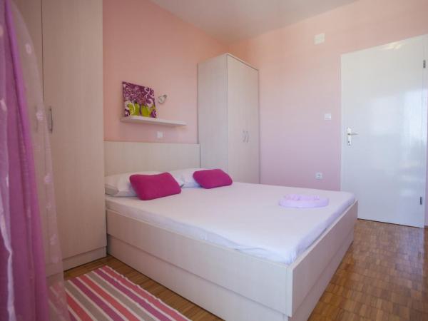 Villa Neda : photo 7 de la chambre studio avec balcon - vue sur mer - 3ème Étage