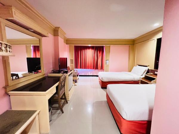 AA Hotel Pattaya : photo 1 de la chambre chambre lits jumeaux supérieure