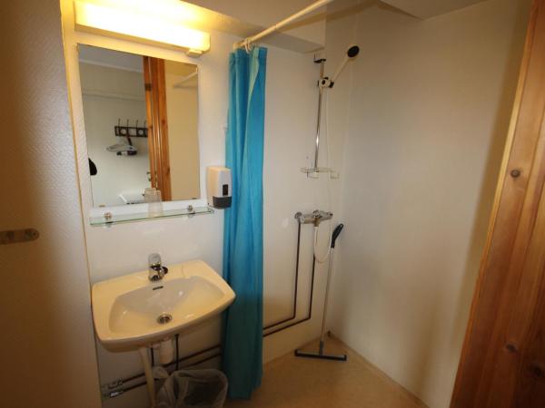 Ami Hotel : photo 1 de la chambre chambre simple avec salle de bains privative