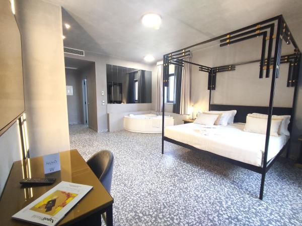 Hotel Nuvò : photo 5 de la chambre chambre double deluxe avec baignoire