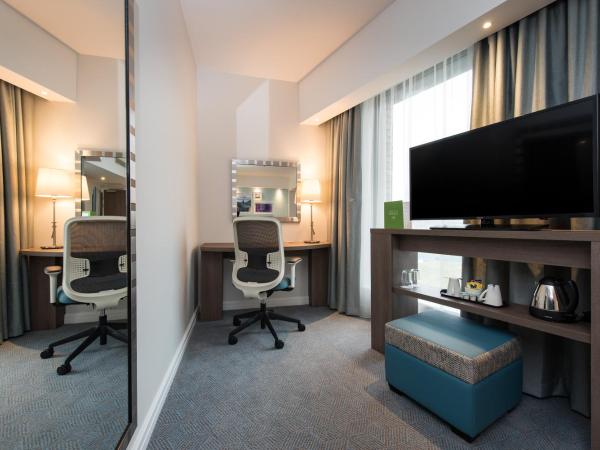 Hampton By Hilton Edinburgh West End : photo 4 de la chambre chambres familiales communicantes