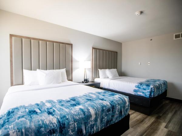 La Quinta by Wyndham Dallas I-35 Walnut Hill Ln : photo 2 de la chambre chambre deluxe avec 2 lits queen-size