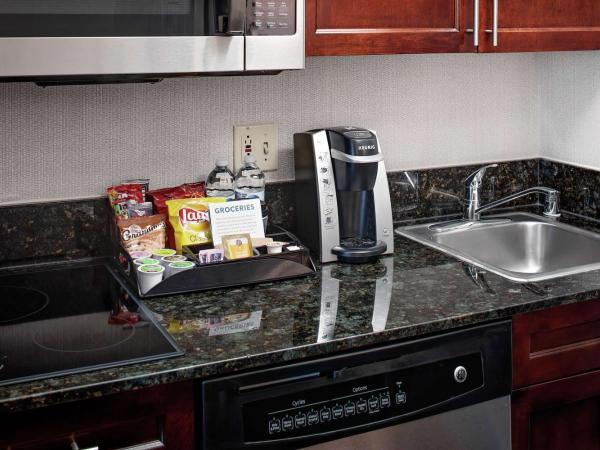 Homewood Suites by Hilton Dallas Market Center : photo 1 de la chambre suite 1 chambre lit king-size - non-fumeurs