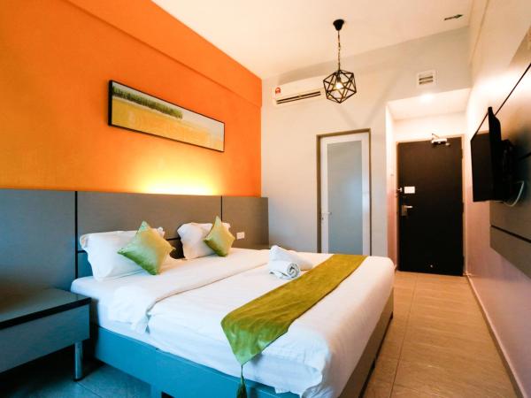 Travelland Hotel : photo 4 de la chambre chambre lit king-size deluxe