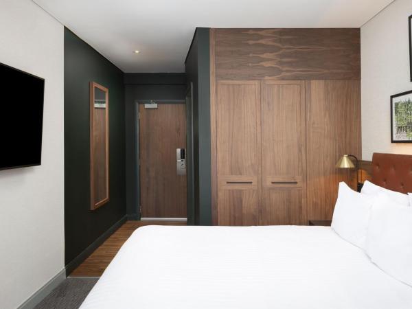 Four Points by Sheraton Edinburgh : photo 10 de la chambre chambre lit queen-size