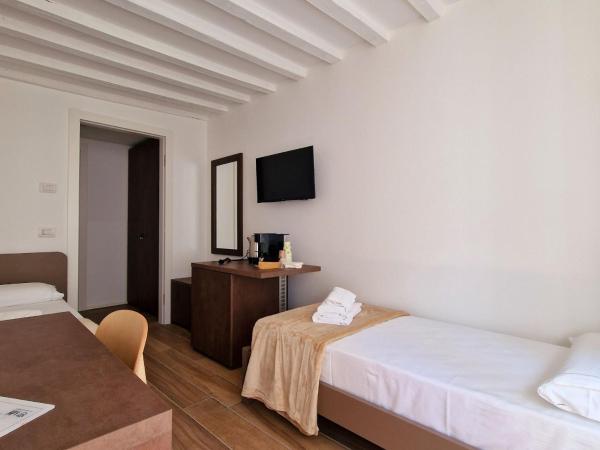 Locanda Mimmo : photo 1 de la chambre chambre lits jumeaux