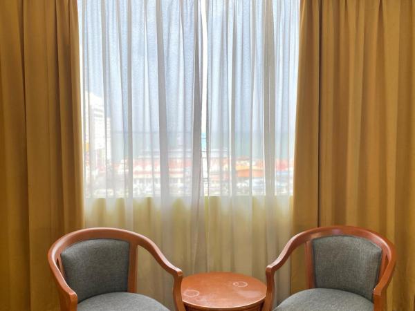 Hotel Sandakan : photo 5 de la chambre selingan deluxe king room