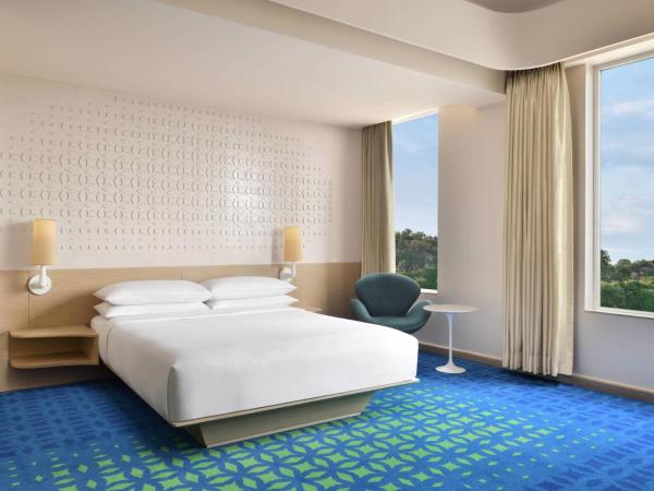 Fairfield by Marriott Hyderabad Gachibowli : photo 5 de la chambre  superior room, 1 queen bed, city view