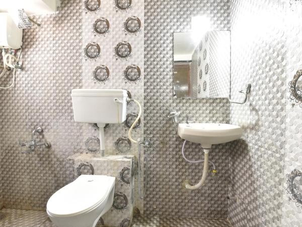 HOTEL GOLD LEAF : photo 8 de la chambre chambre deluxe double ou lits jumeaux