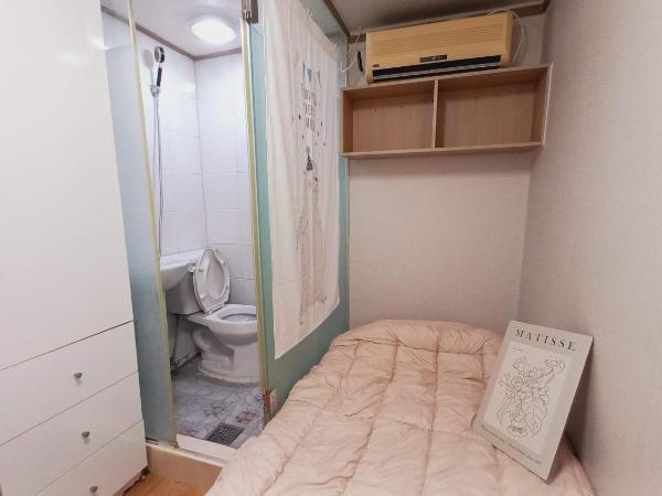 Haechi Stay GuestHouse - For foreigners only : photo 2 de la chambre chambre simple avec salle de bains privative