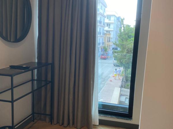 İn The Middle Hotel : photo 3 de la chambre chambre lit queen-size