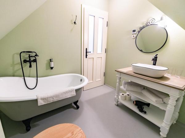 Czakó Bed&Breakfast : photo 6 de la chambre chambre quadruple supérieure