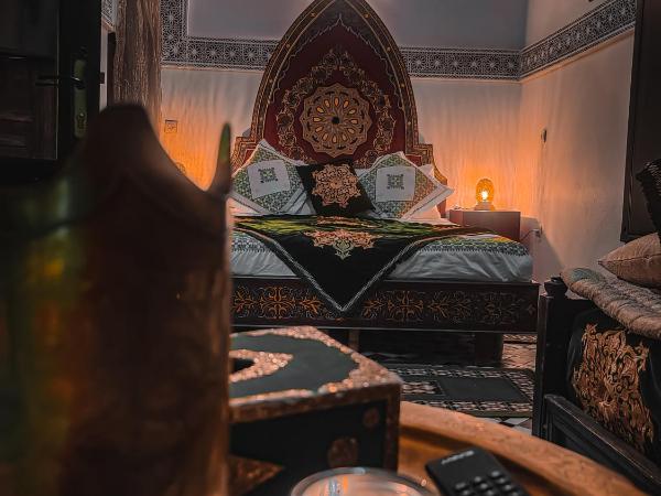 Ryad Zahrat Fes : photo 4 de la chambre chambre lit king-size deluxe