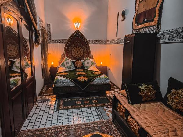 Ryad Zahrat Fes : photo 5 de la chambre chambre lit king-size deluxe