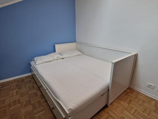 La mansarda di Giadi : photo 4 de la chambre chambre double