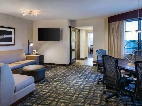 Embassy Suites by Hilton Dallas-Love Field : photo 1 de la chambre suite présidentielle 2 chambres lit king-size - non-fumeurs