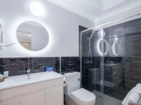 Comfort Inn North Brisbane : photo 3 de la chambre chambre lit king-size de luxe - non-fumeurs