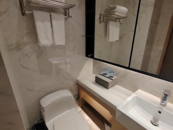 Fuan Hotel - Shenzhen International Convention and Exhibition Center Branch : photo 3 de la chambre chambre lit queen-size deluxe