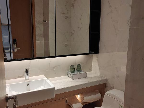 Fuan Hotel - Shenzhen International Convention and Exhibition Center Branch : photo 4 de la chambre chambre lit queen-size deluxe