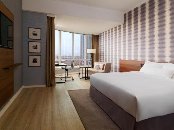 Rotterdam Marriott Hotel : photo 1 de la chambre chambre lit king-size exécutive avec accès au salon club m