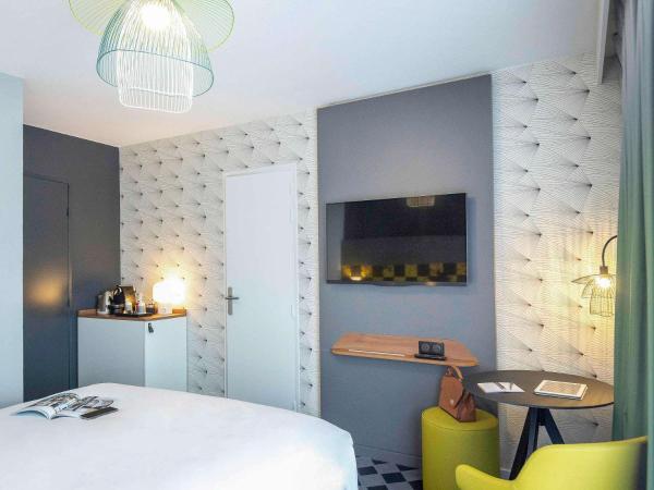 Mercure Hyères Centre Côte d'Azur : photo 2 de la chambre chambre privilège avec lit double et balcon