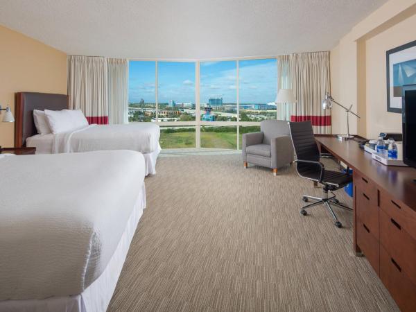 Four Points by Sheraton Orlando International Drive : photo 1 de la chambre chambre avec 2 lits queen-size - vue sur ville
