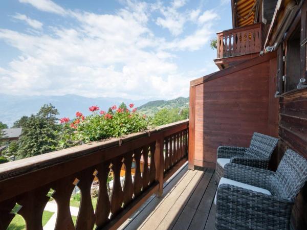 Alpe Fleurie Hôtel & Restaurant : photo 7 de la chambre chambre double ou lits jumeaux avec balcon